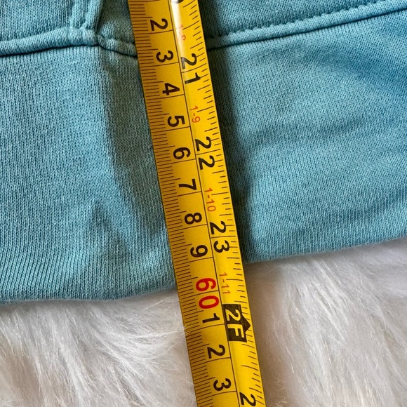 Under Armour S Women's Shoreline Pullover - Picture 9 of 9